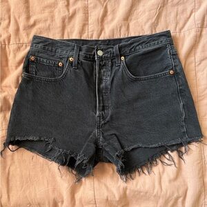 Levi’s | 501 black Jean shorts | 30